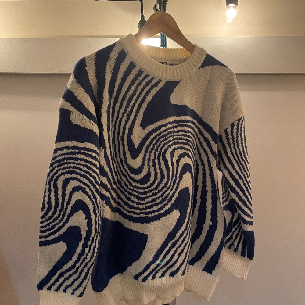 New ~ Abstract blue oversized sweater ~ Medium